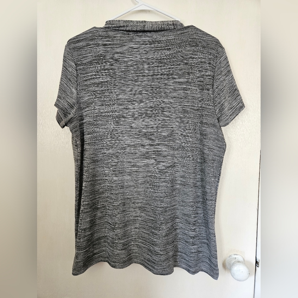 Liz McCoy black and gray top XL - Picture 3 of 3